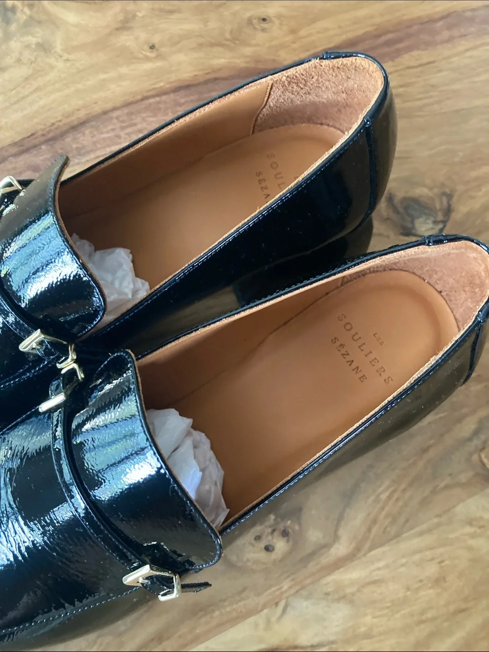 Sezane polished patent